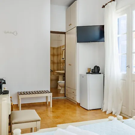 Adonis 3* Skopelos