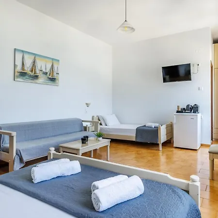 Adonis 3* Skopelos
